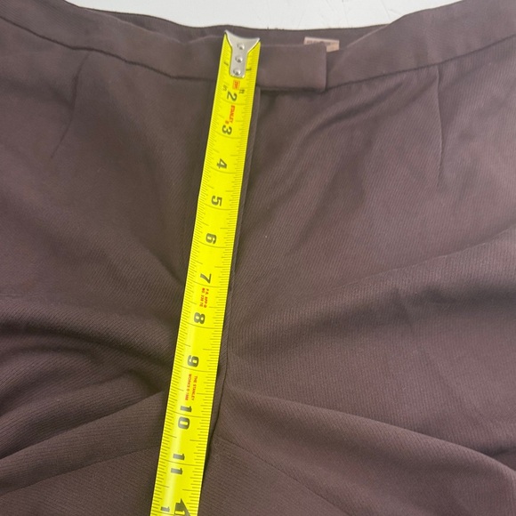 Peter Nygard Classic Brown Trousers - Picture 9 of 11